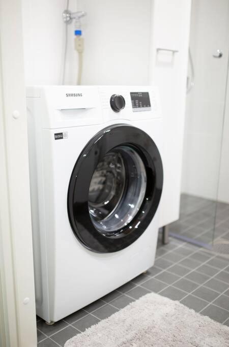 New Studio Apartment With Free Parking 쿠오피오 외부 사진